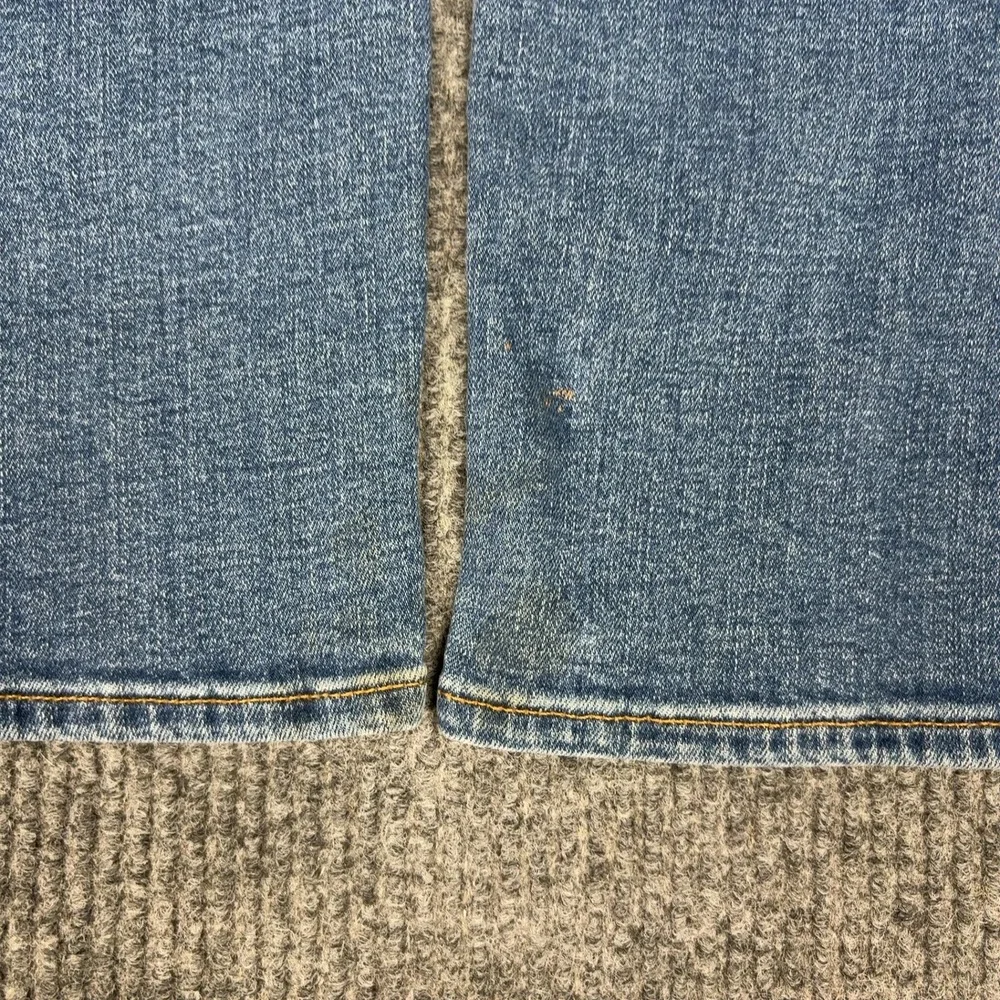 American Eagle Jeans Mens 33x30 Blue Airflex+ Stretch Medium Wash‎ Tapered Leg